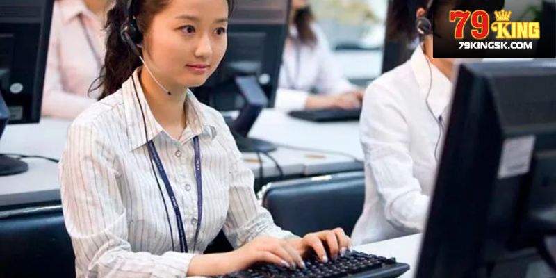 Liên hệ bộ phận hỗ trợ khách hàng bằng hotline